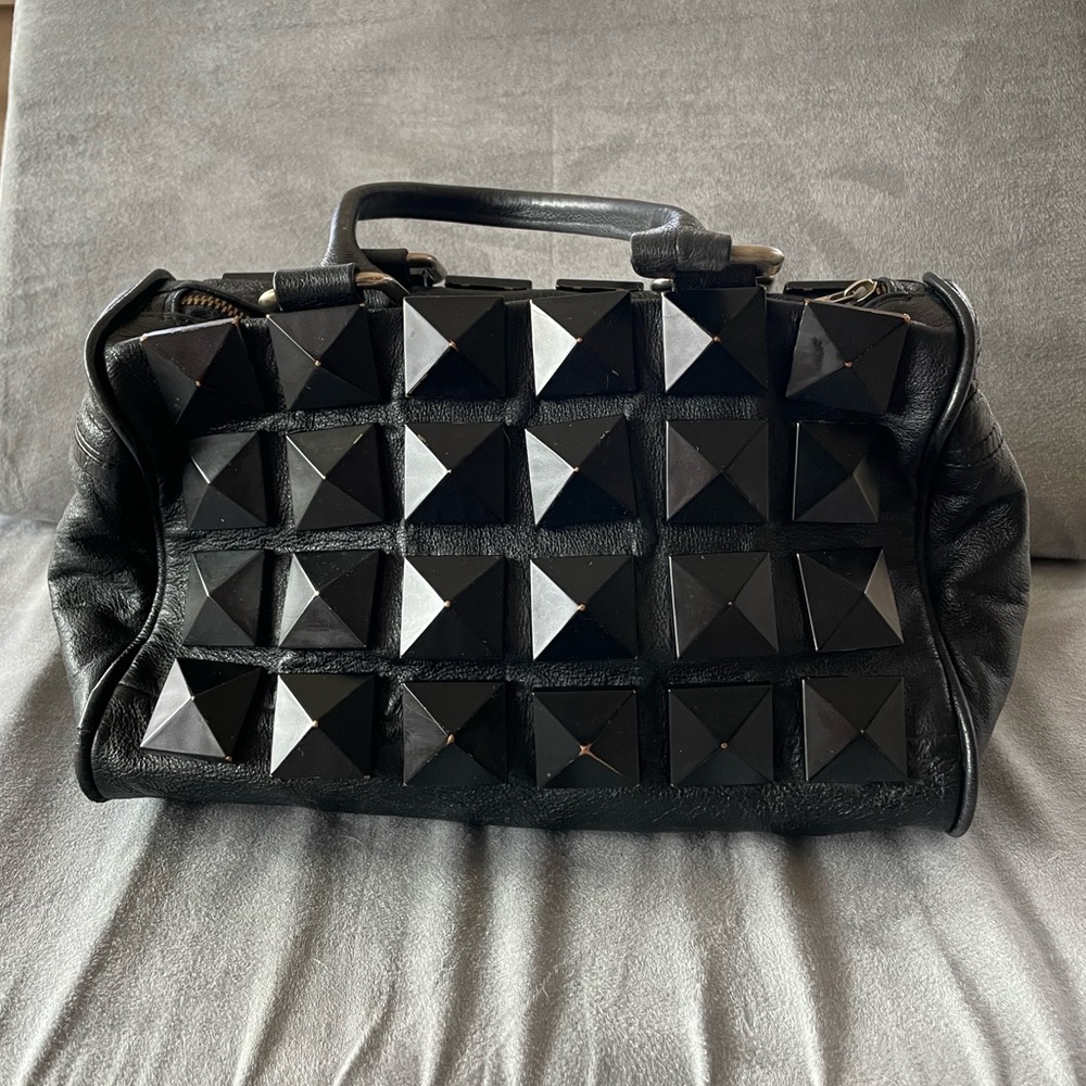 Novella Royal mister stud bowler handbag